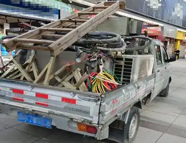 成都厨具回收成都空调拆除回收成都冰箱回收成都酒店设备回收成都二手家具回收成都家具回收成都空调回收成都餐饮设备回收成都家电回收电话 图2